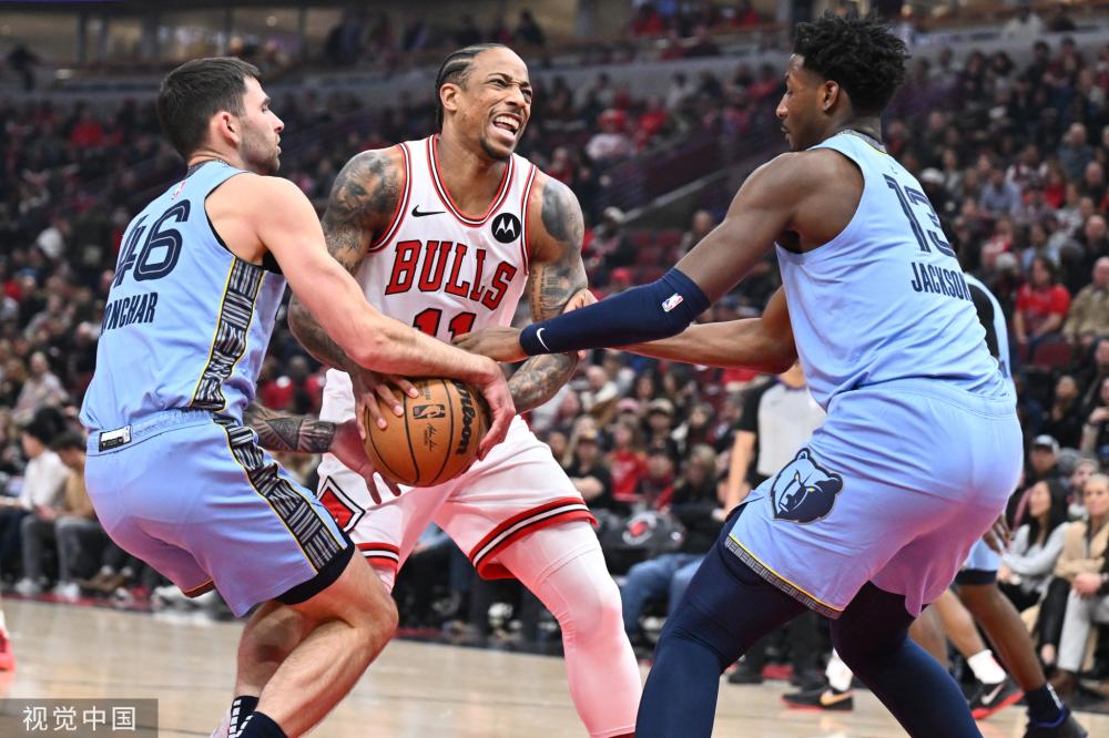 凭借球队的 凭借球队的