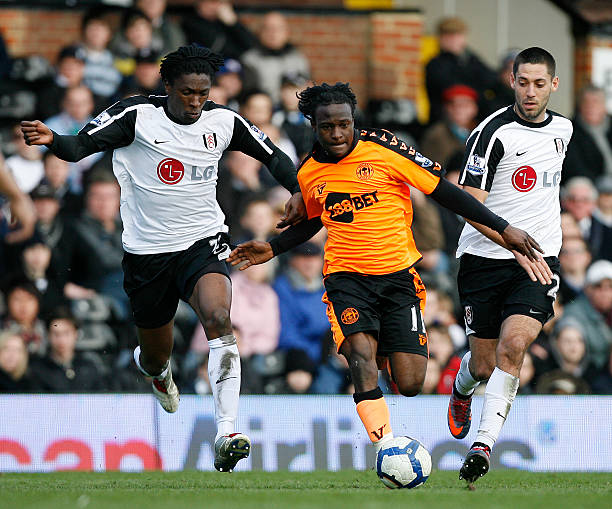 屡建奇功 屡建奇功