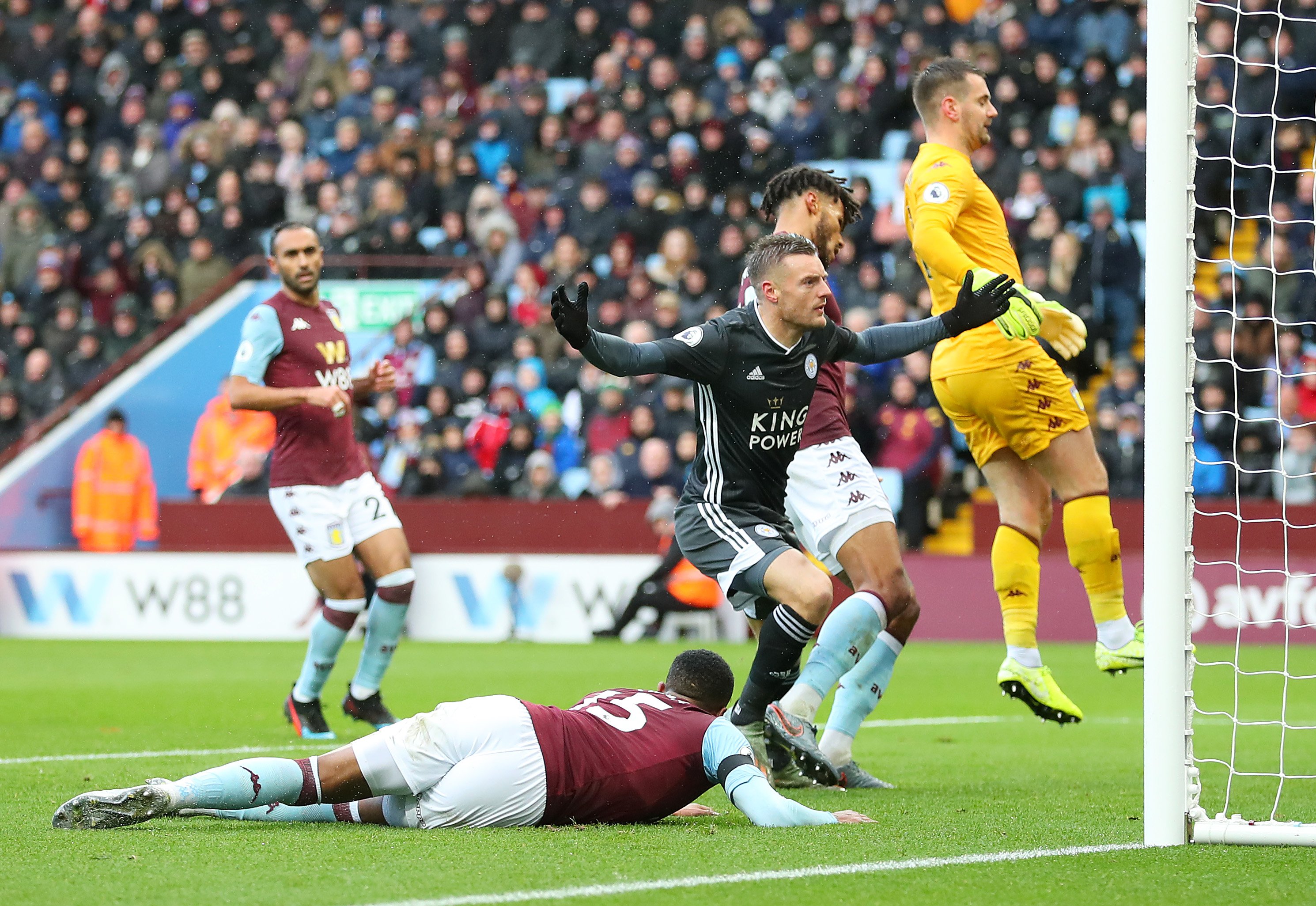 球场上指挥 球场上指挥